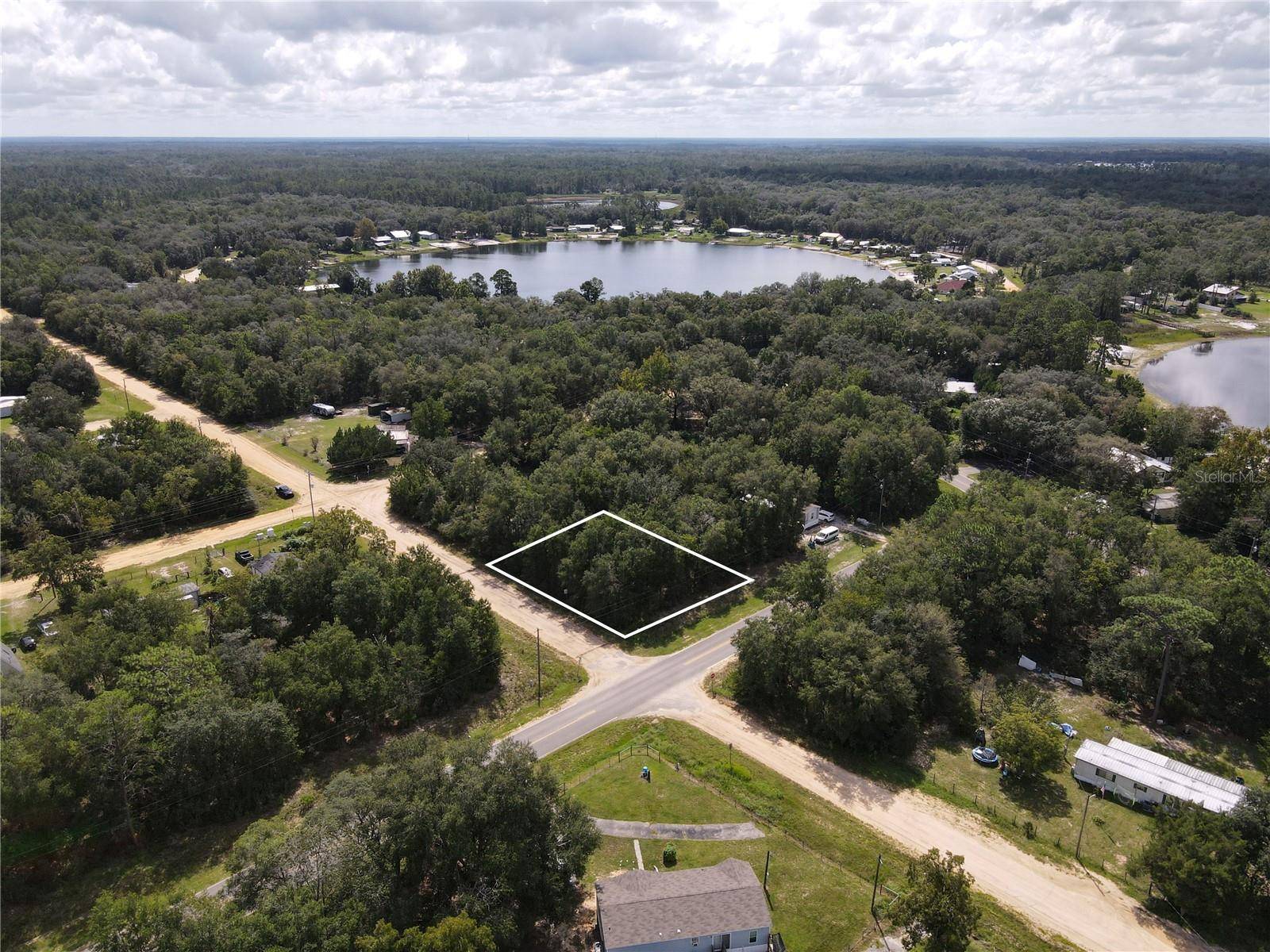 GUNNER AVE AVE, Interlachen, FL 32148
