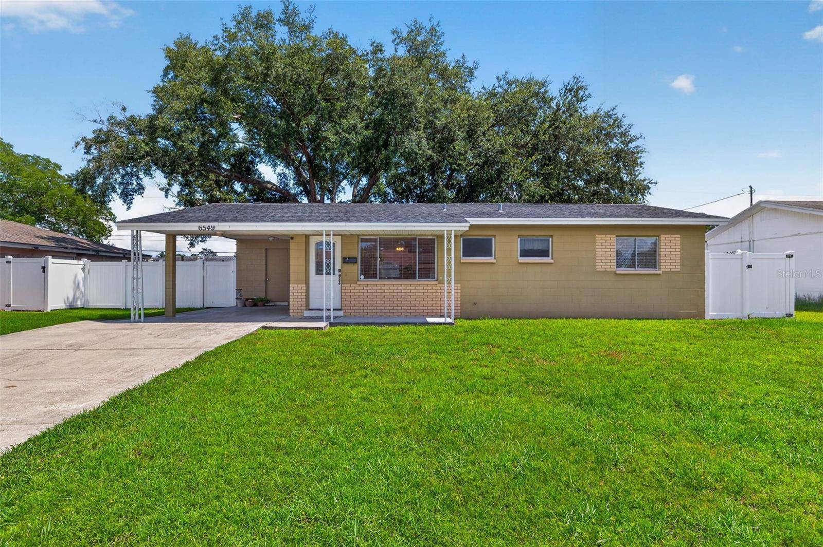 6549 21ST ST N, St Petersburg, FL 33702