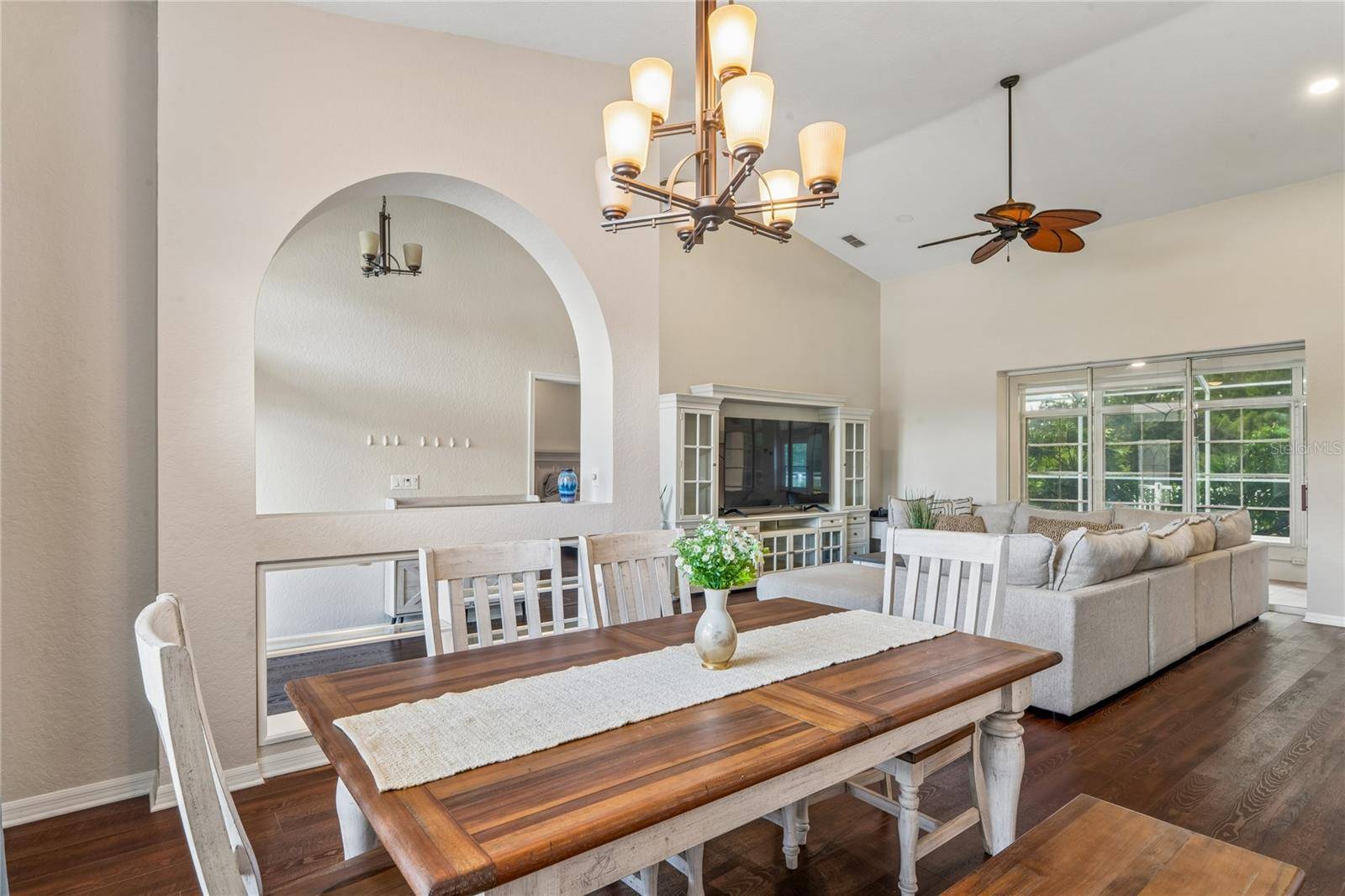 23218 CYPRESS TRAIL DR, Lutz, FL 33549