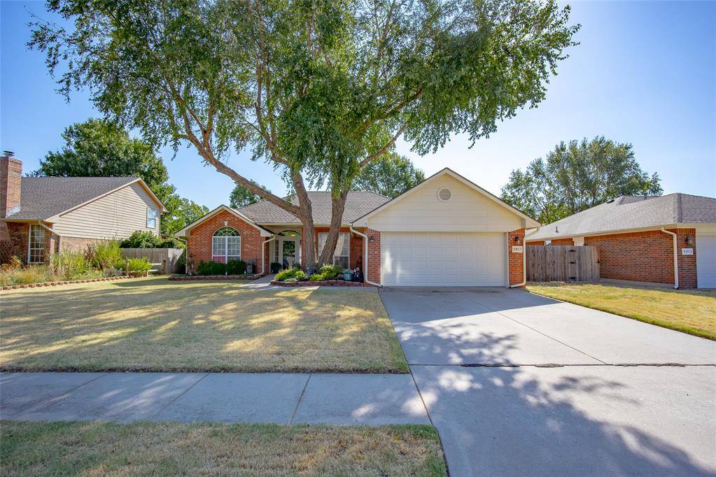 2917 Glasgow DR, Norman, OK 73072