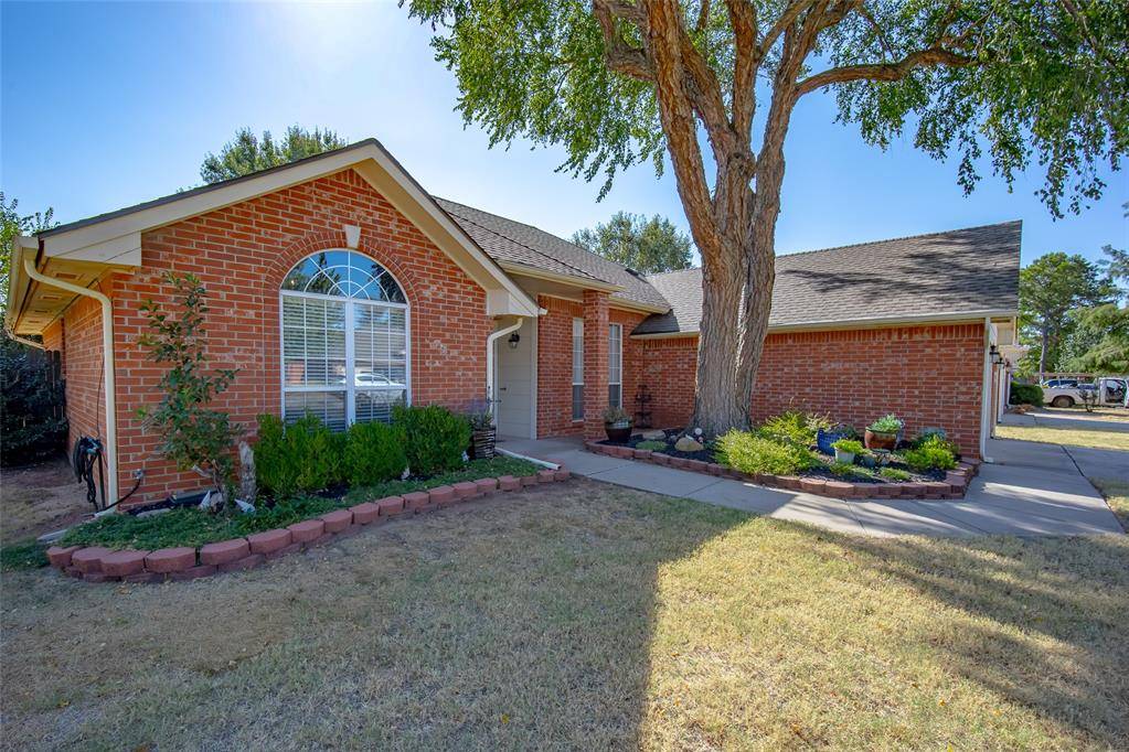 2917 Glasgow DR, Norman, OK 73072