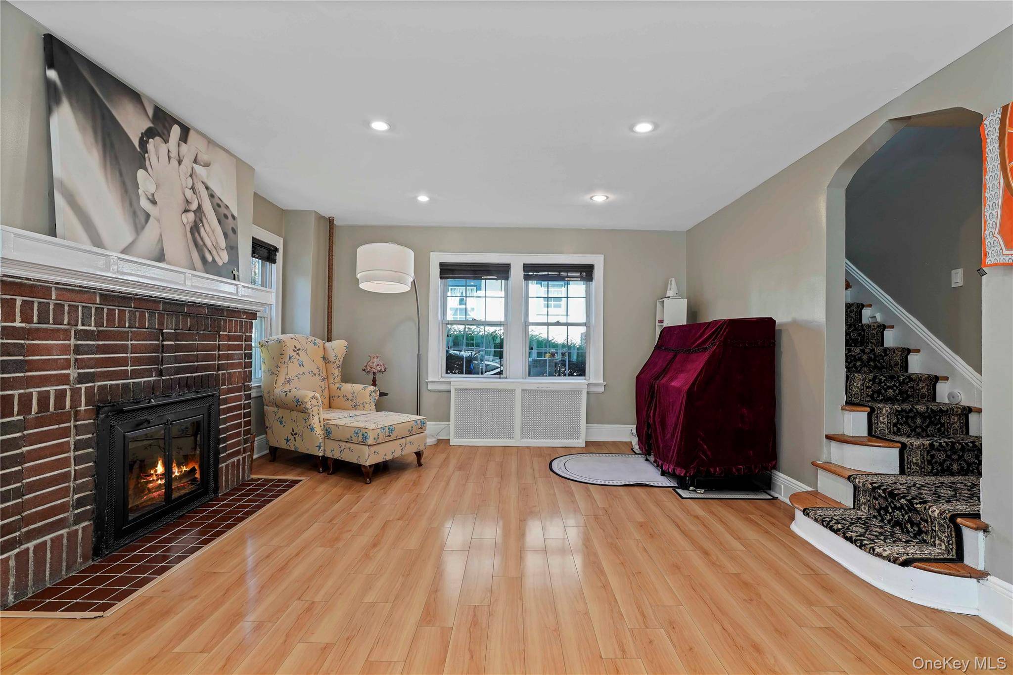 164 Nelson RD, Scarsdale, NY 10583