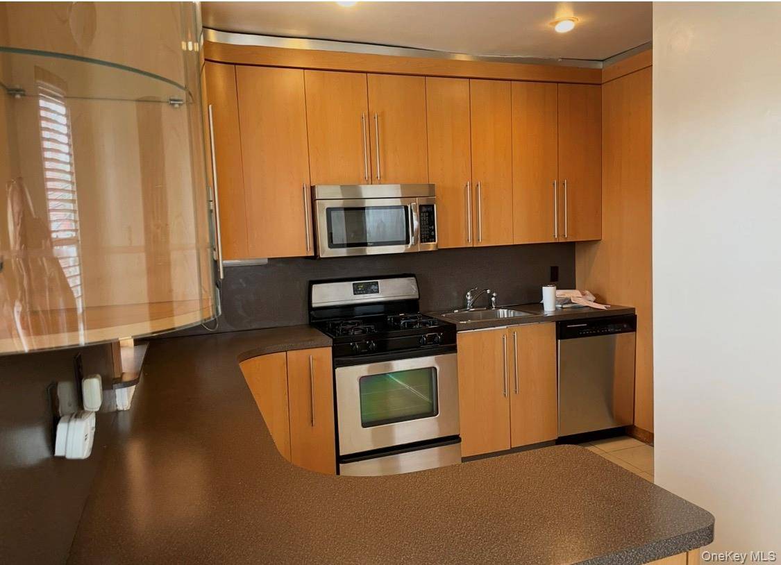 53-84 63rd ST, Maspeth, NY 11378
