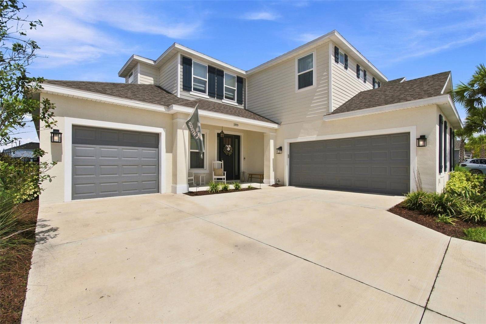 33933 ANCHOR LIGHT LN, Wesley Chapel, FL 33543