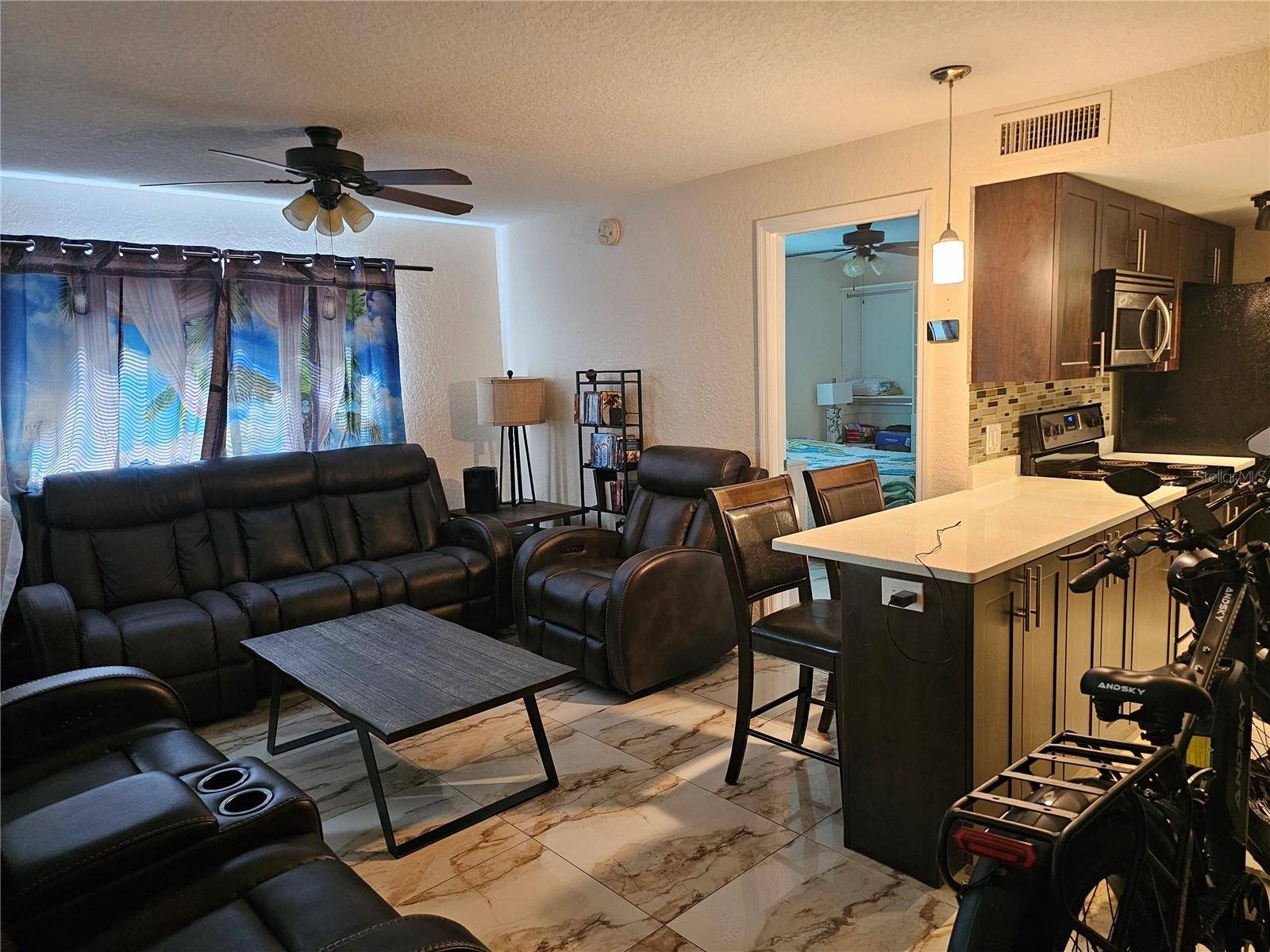 4215 E BAY DR #1506C, Clearwater, FL 33764