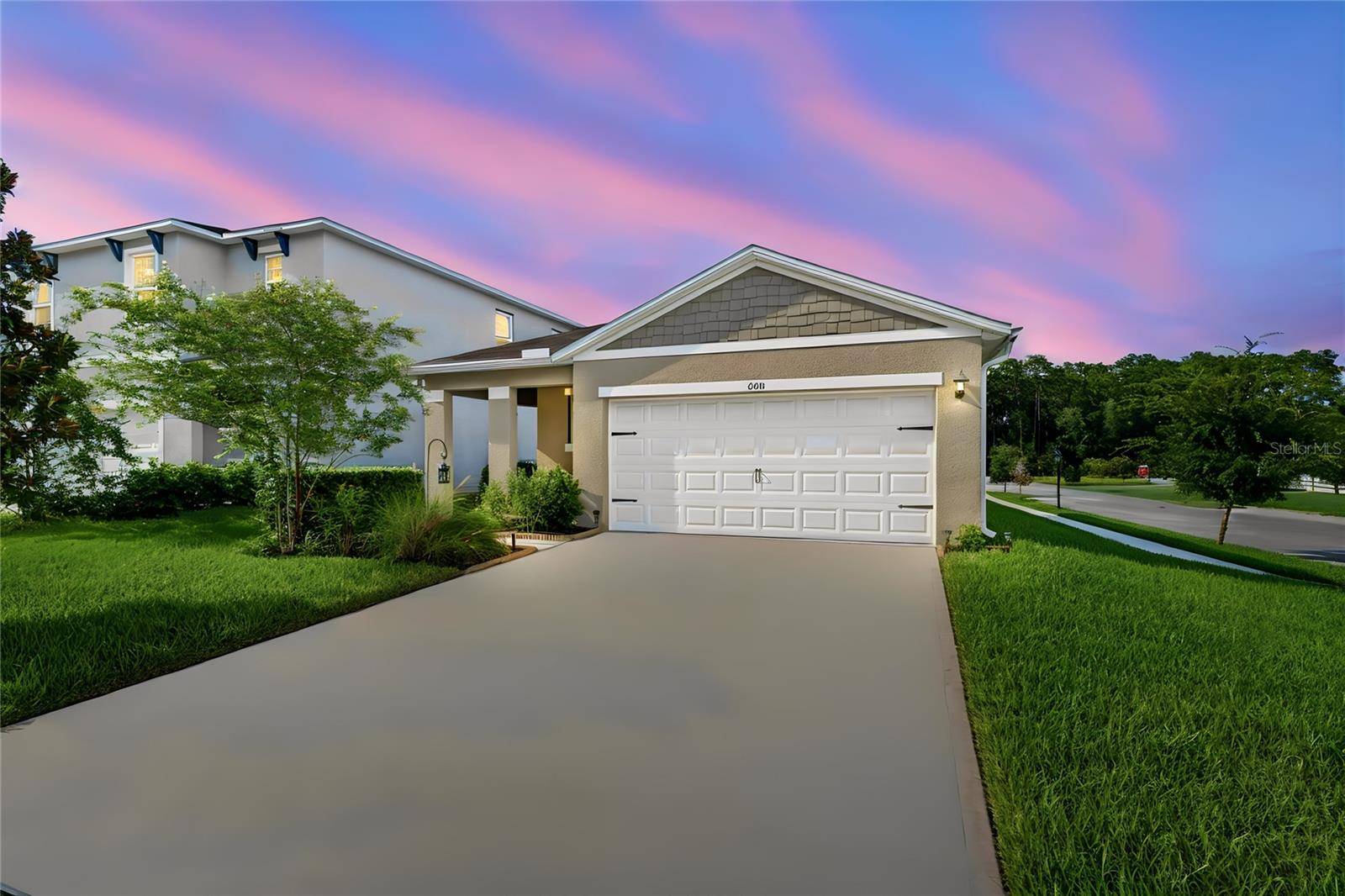 600 AUTUMN BREEZE ST, Deland, FL 32724