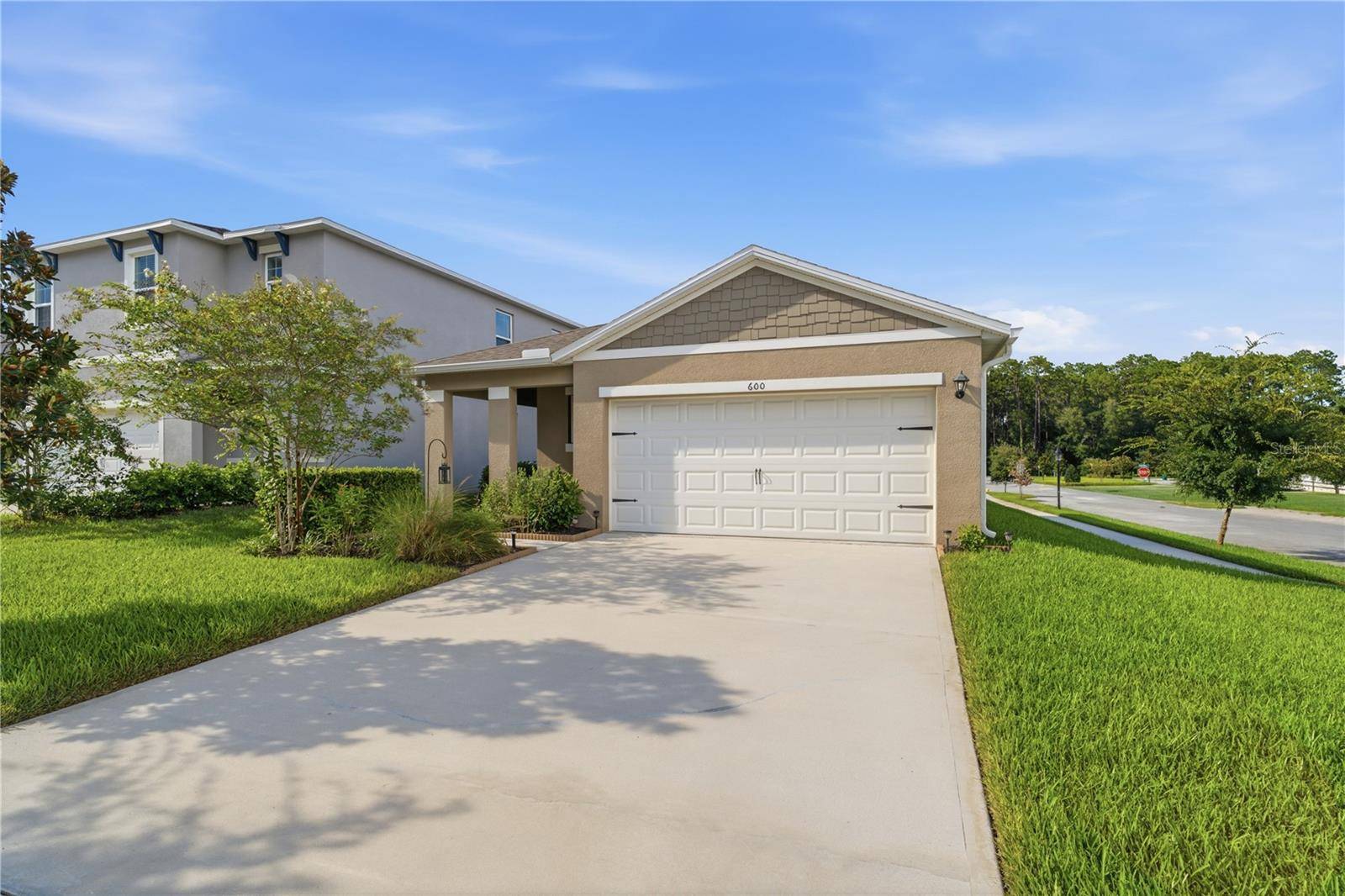 600 AUTUMN BREEZE ST, Deland, FL 32724