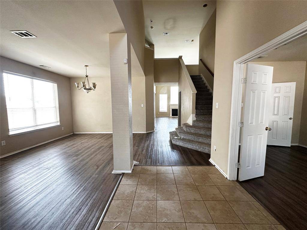 13 Monticello Court, Mansfield, TX 76063