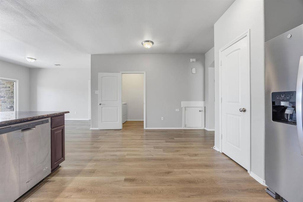 1307 Hidden Valley Drive, Wylie, TX 75098