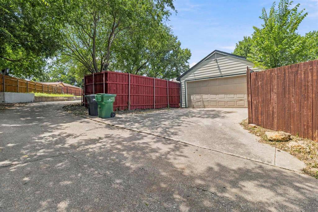 1803 Sherwood Place, Carrollton, TX 75006