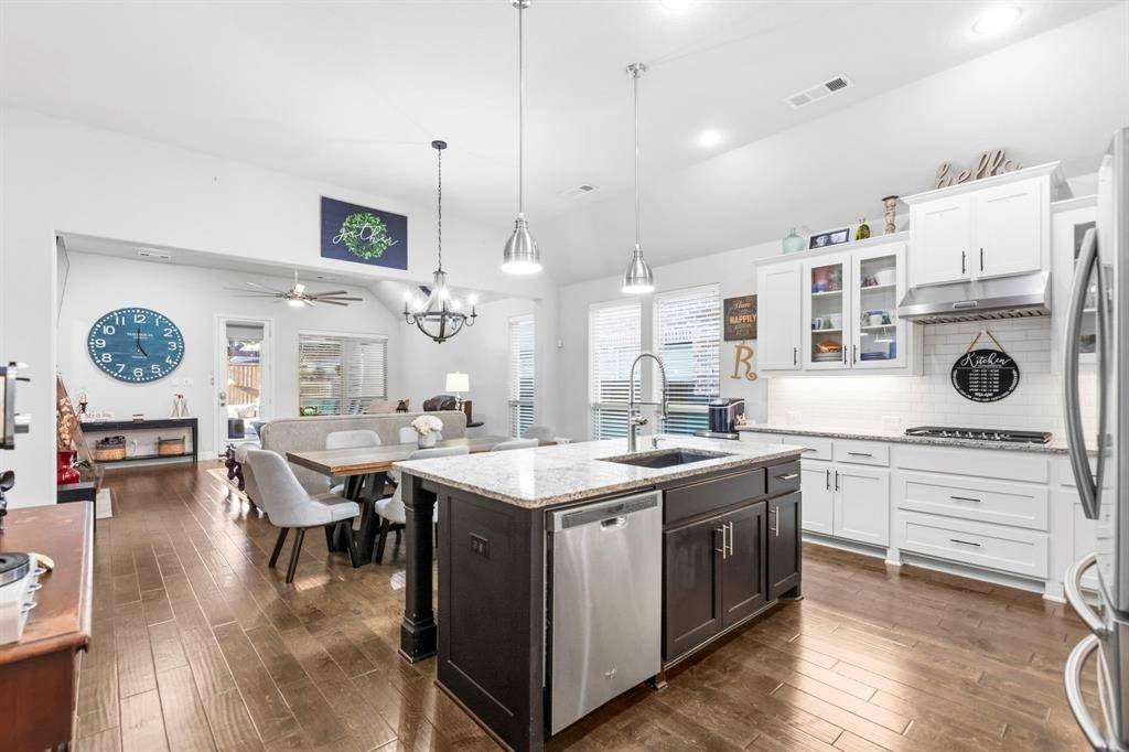 2525 Olive Branch Drive, Lewisville, TX 75056