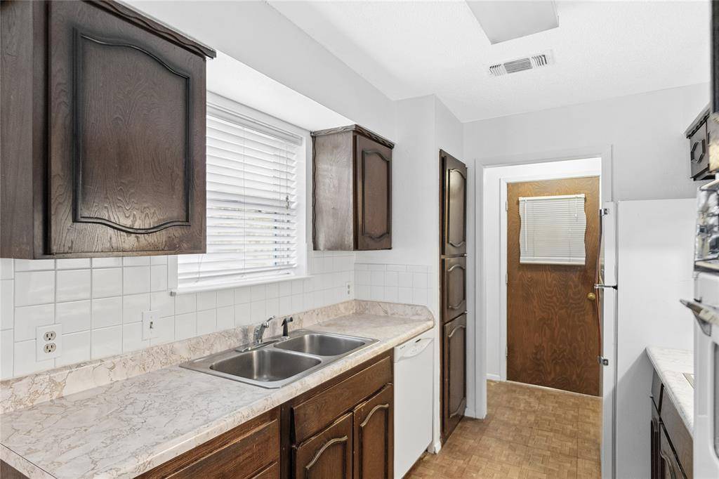 1710 Carla Avenue, Arlington, TX 76014