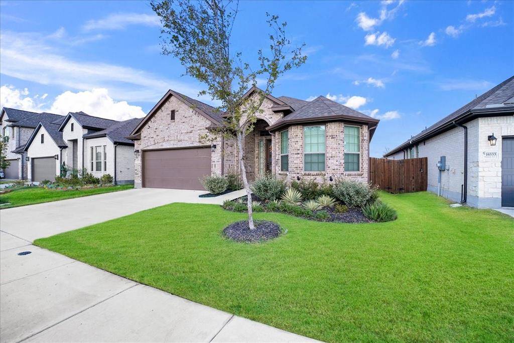 10329 Dittany Lane, Fort Worth, TX 76036