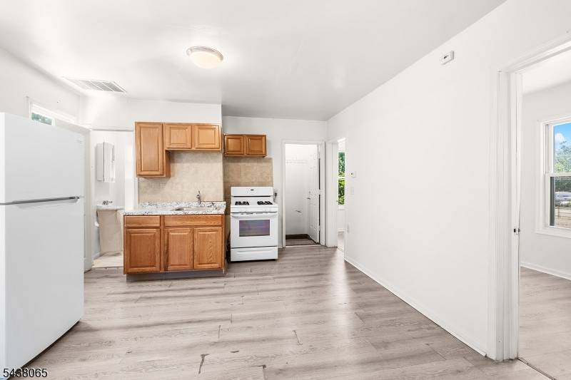 116-118 N 1St St Cv, Paterson City, NJ 07522