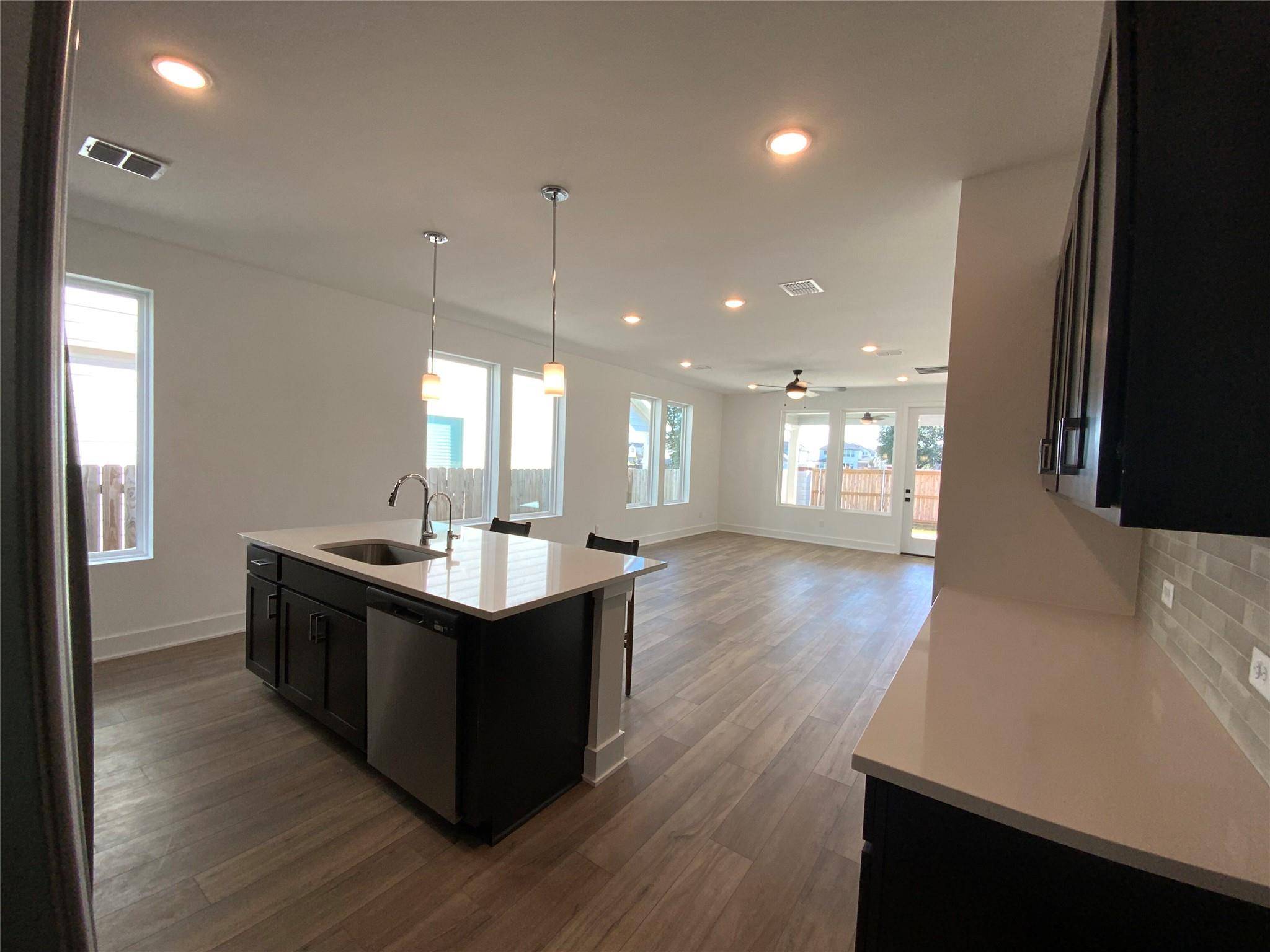 537 Bauer LOOP, Liberty Hill, TX 78642