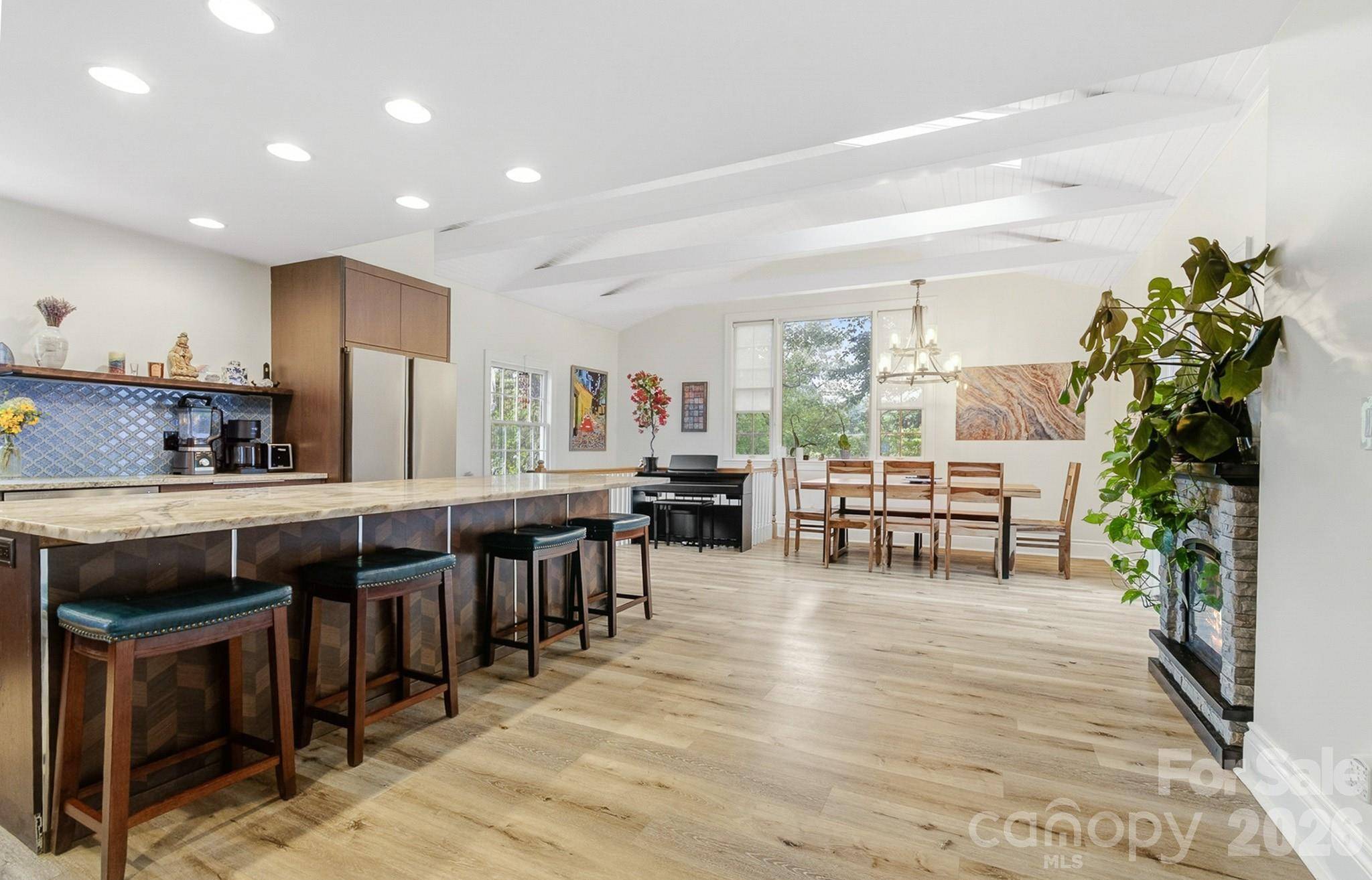 211 Pinner RD, Arden, NC 28704