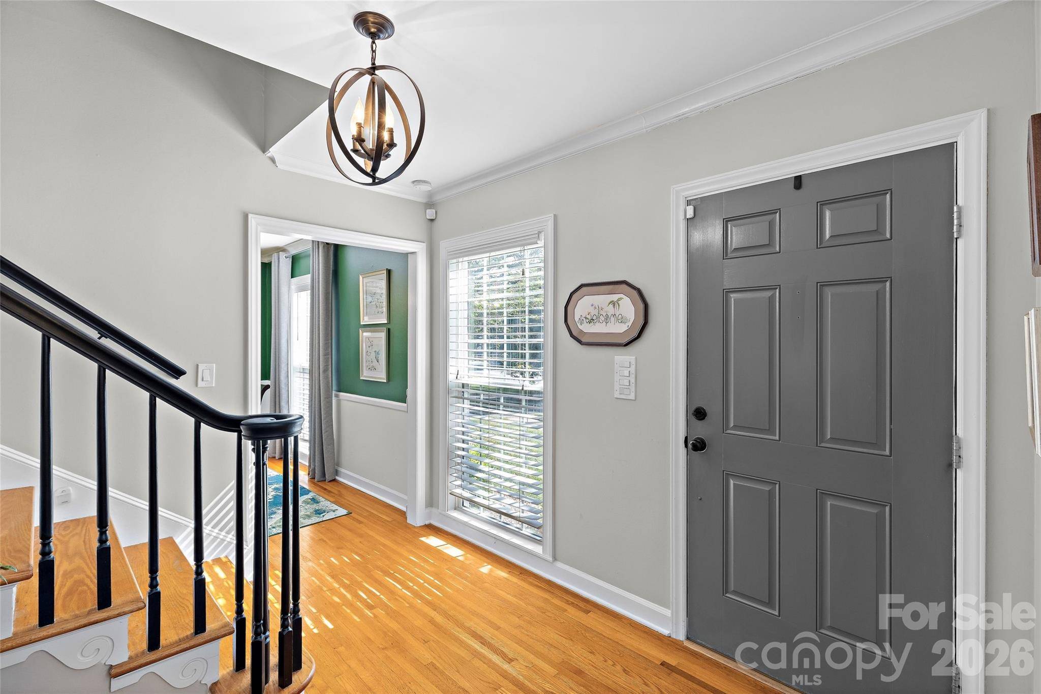 1109 Tuxedo CT, Charlotte, NC 28211