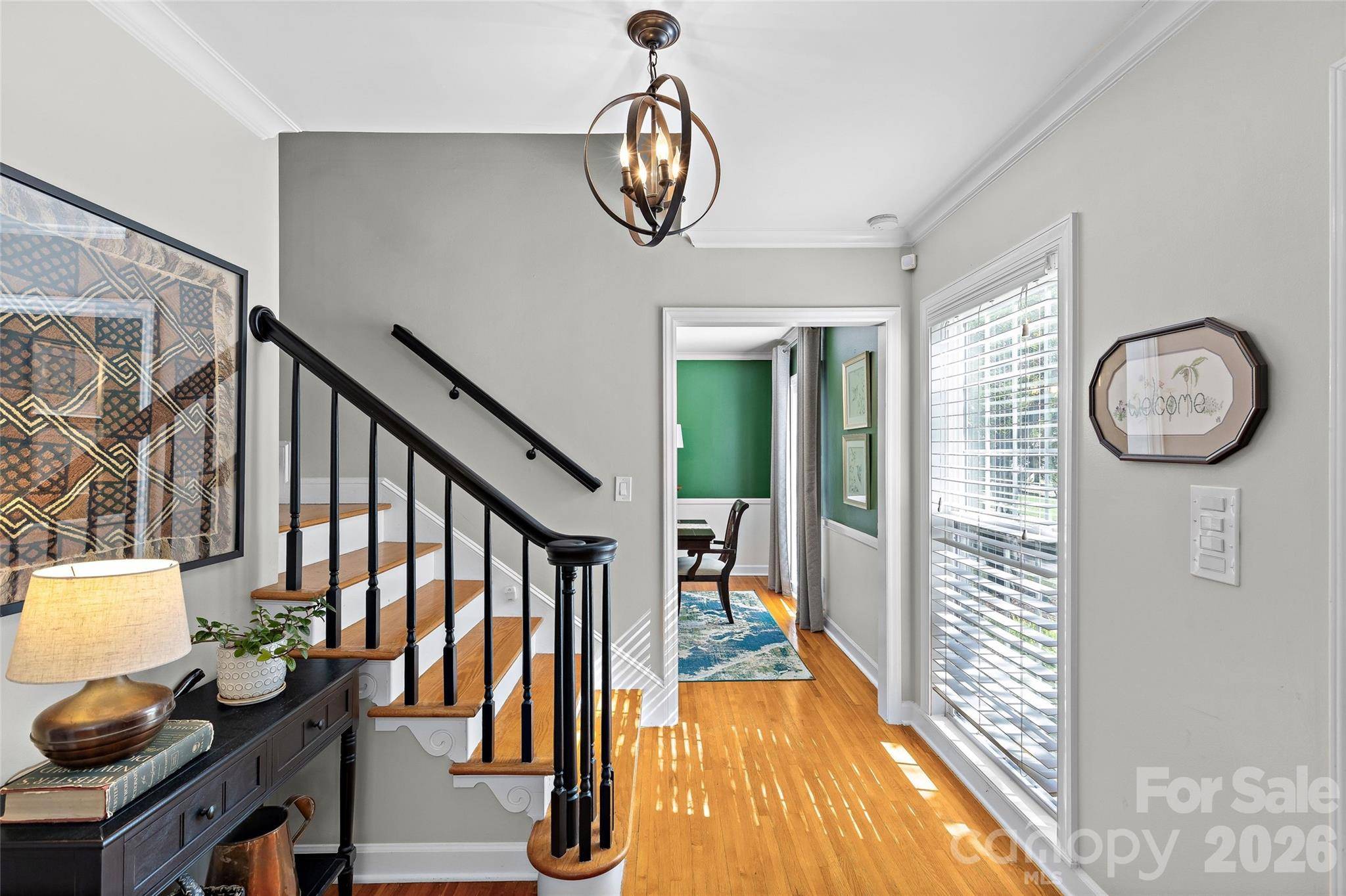 1109 Tuxedo CT, Charlotte, NC 28211