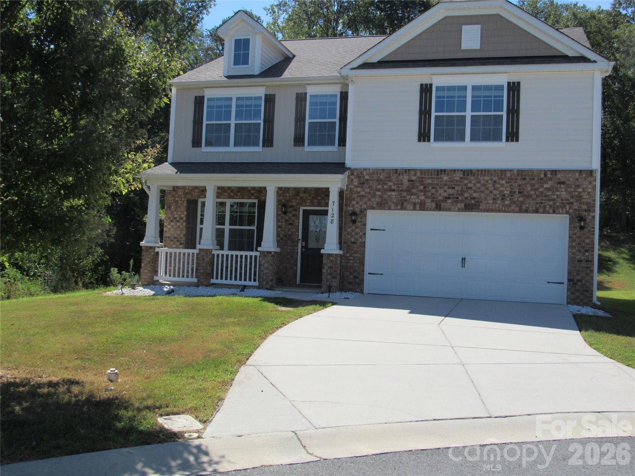 7128 Bandera DR, Charlotte, NC 28214
