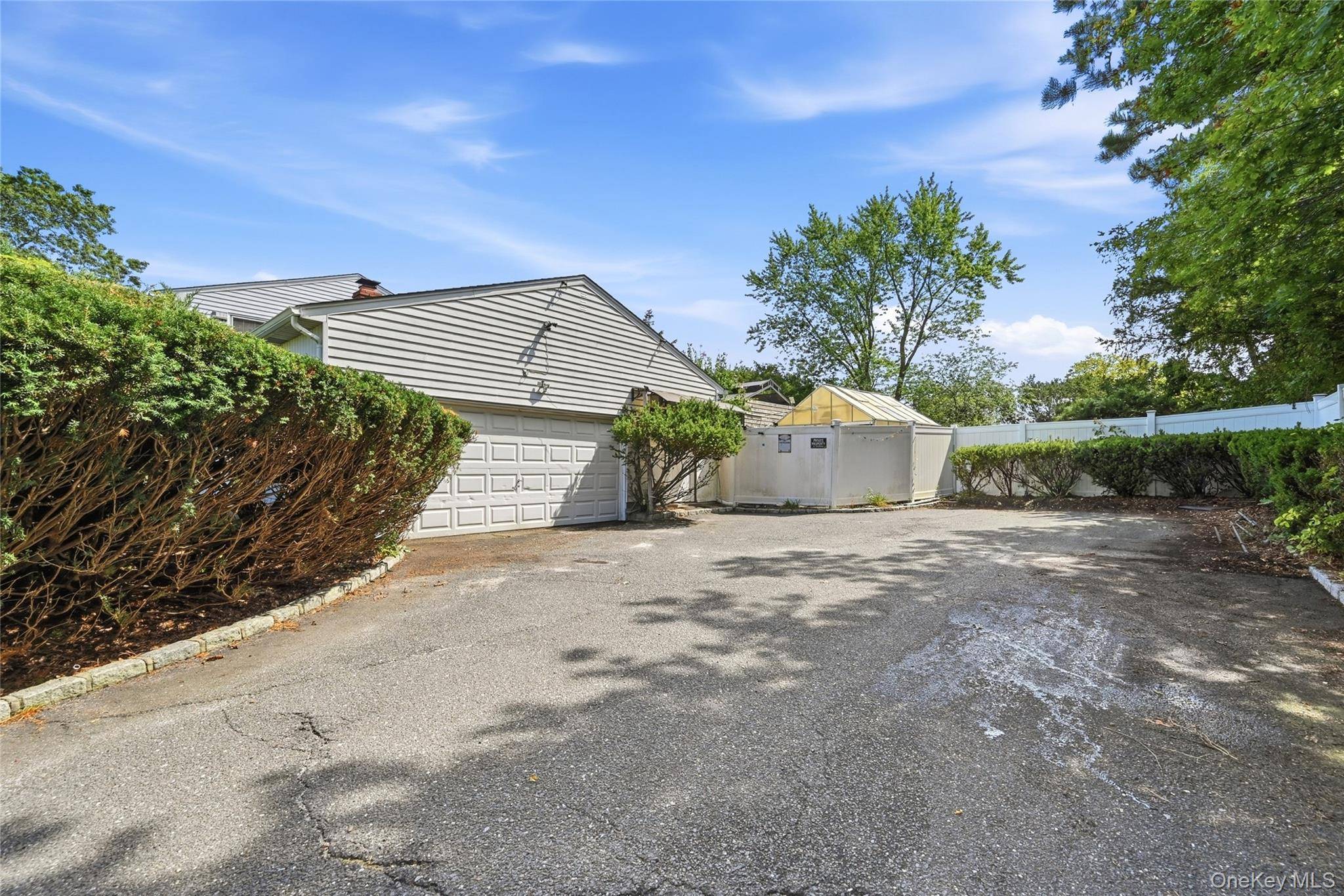 124 E Woodside AVE, Patchogue, NY 11772