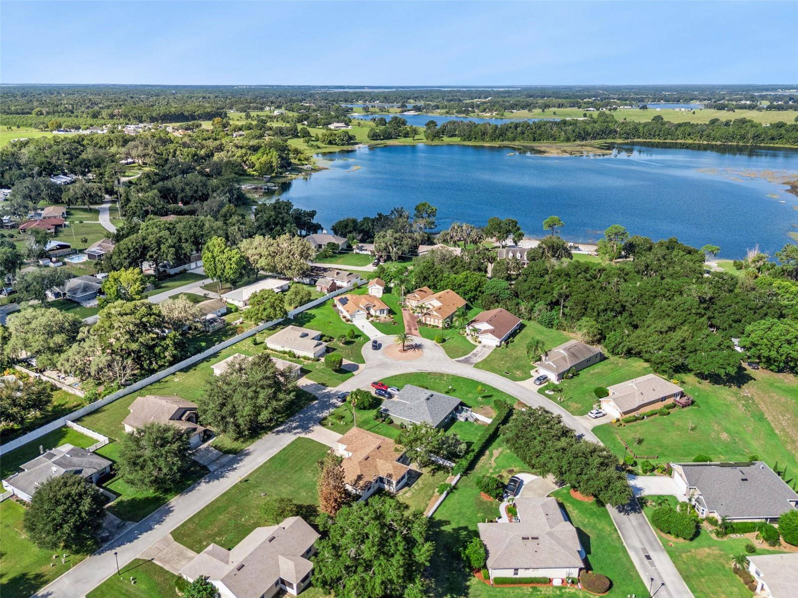 110 TWIN LAKE CIR, Umatilla, FL 32784