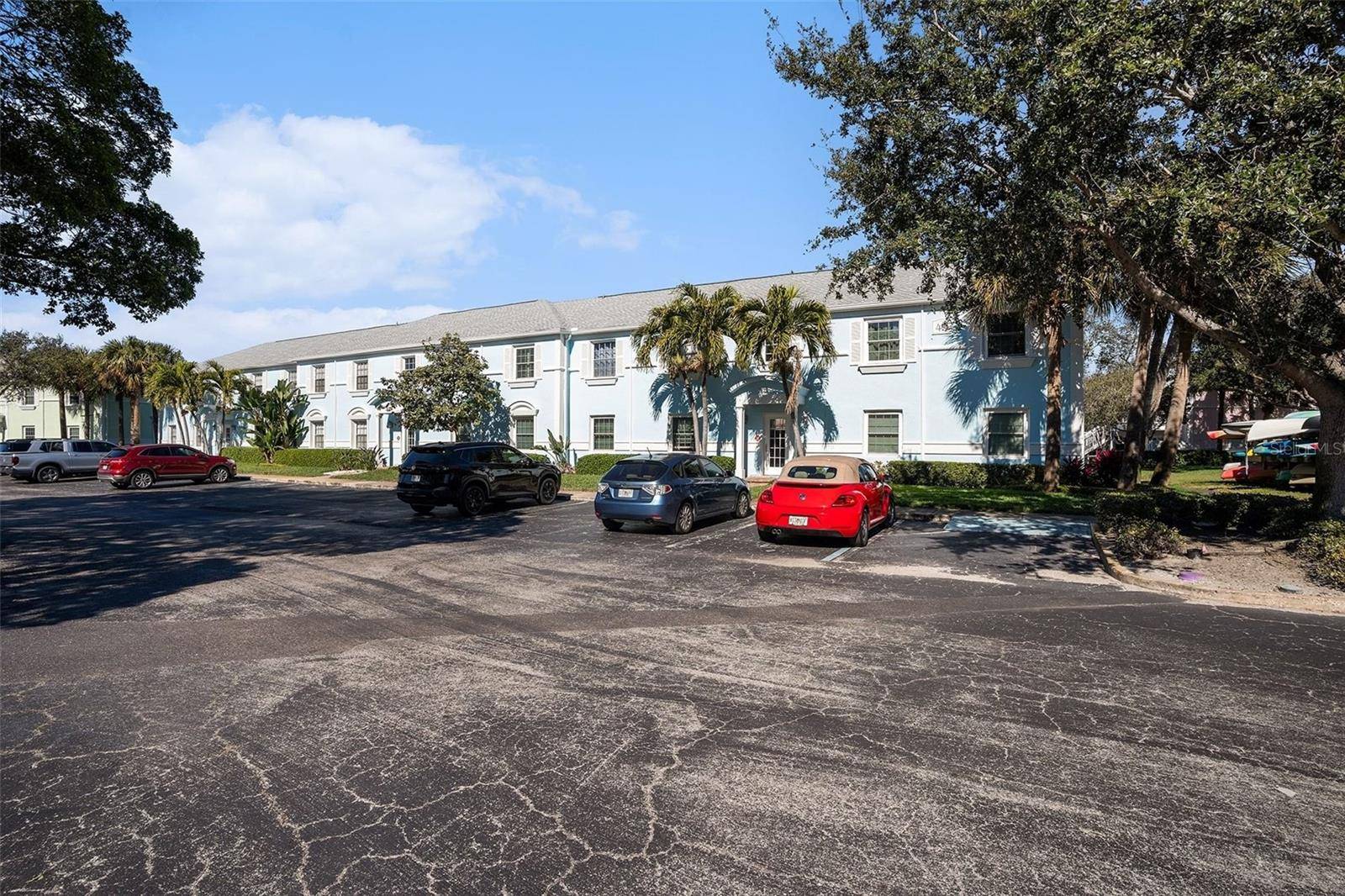 5176 SALMON DR SE #D, St Petersburg, FL 33705