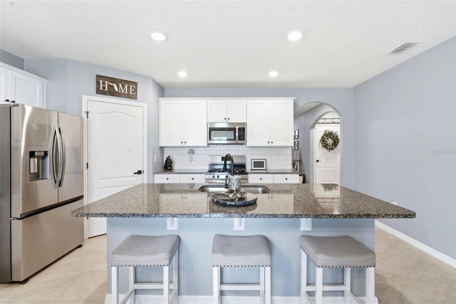 135 POINT PLEASANT RD, Deland, FL 32724
