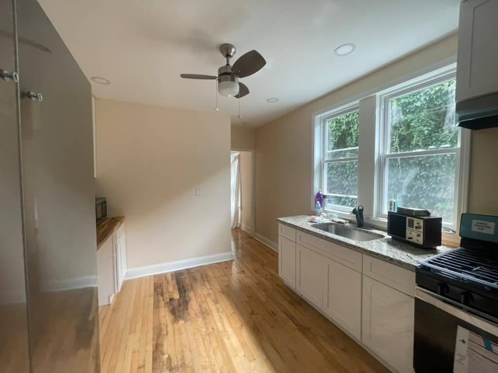 8824 S Throop ST, Chicago, IL 60620