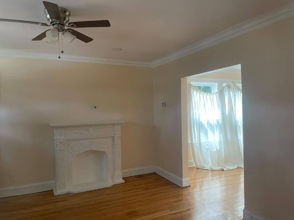 8824 S Throop ST, Chicago, IL 60620