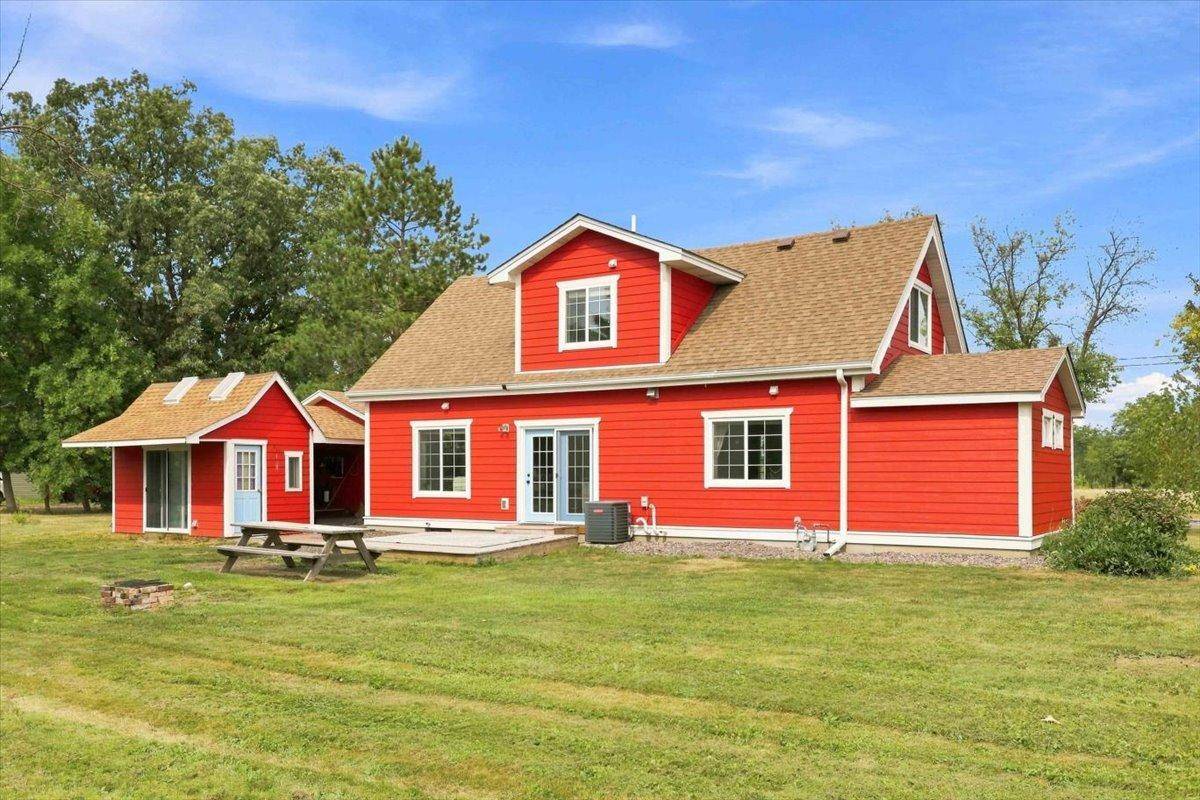 525 Maple AVE E, Mora, MN 55051