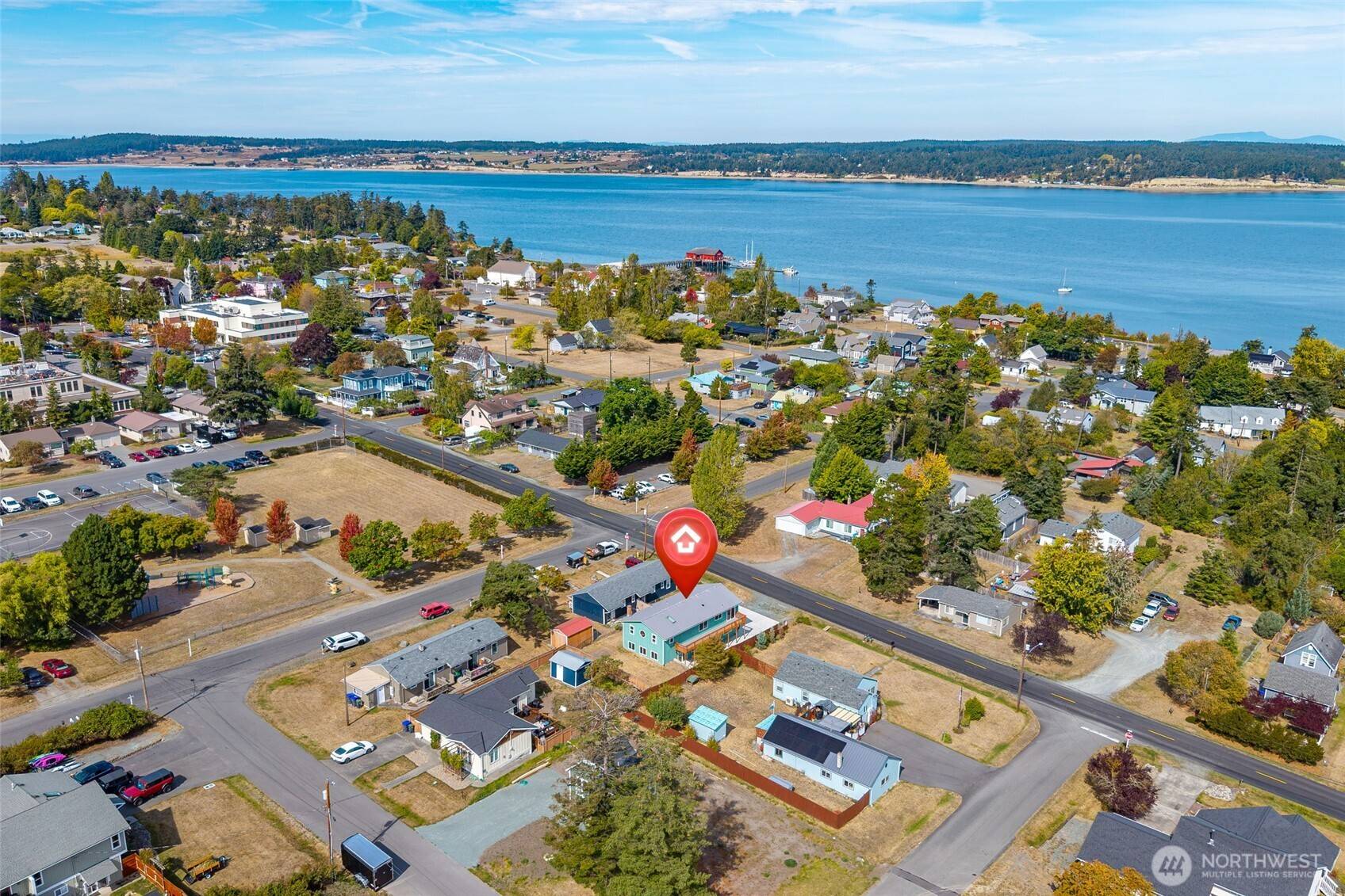 303 NE 6th ST, Coupeville, WA 98239
