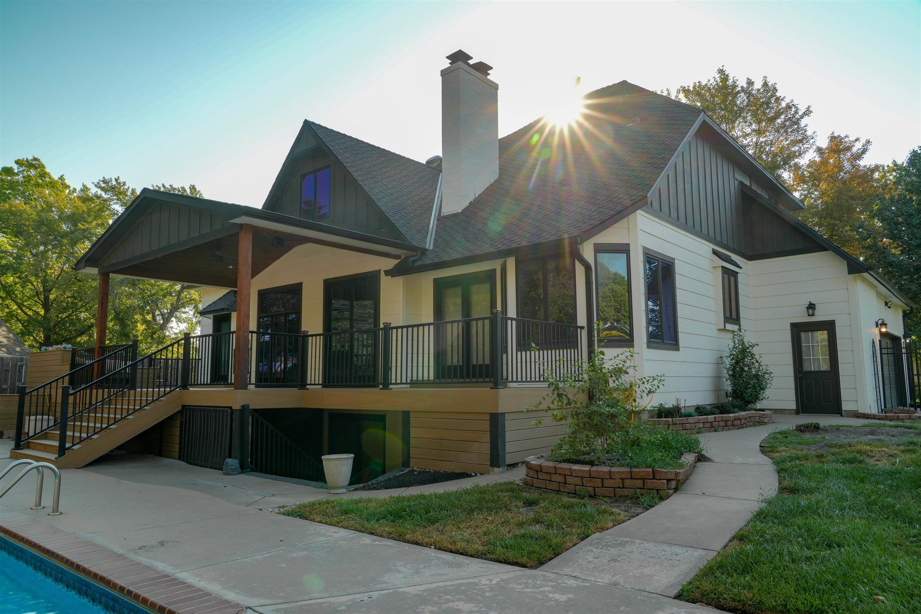 1308 N Fieldcrest Ct, Wichita, KS 67212