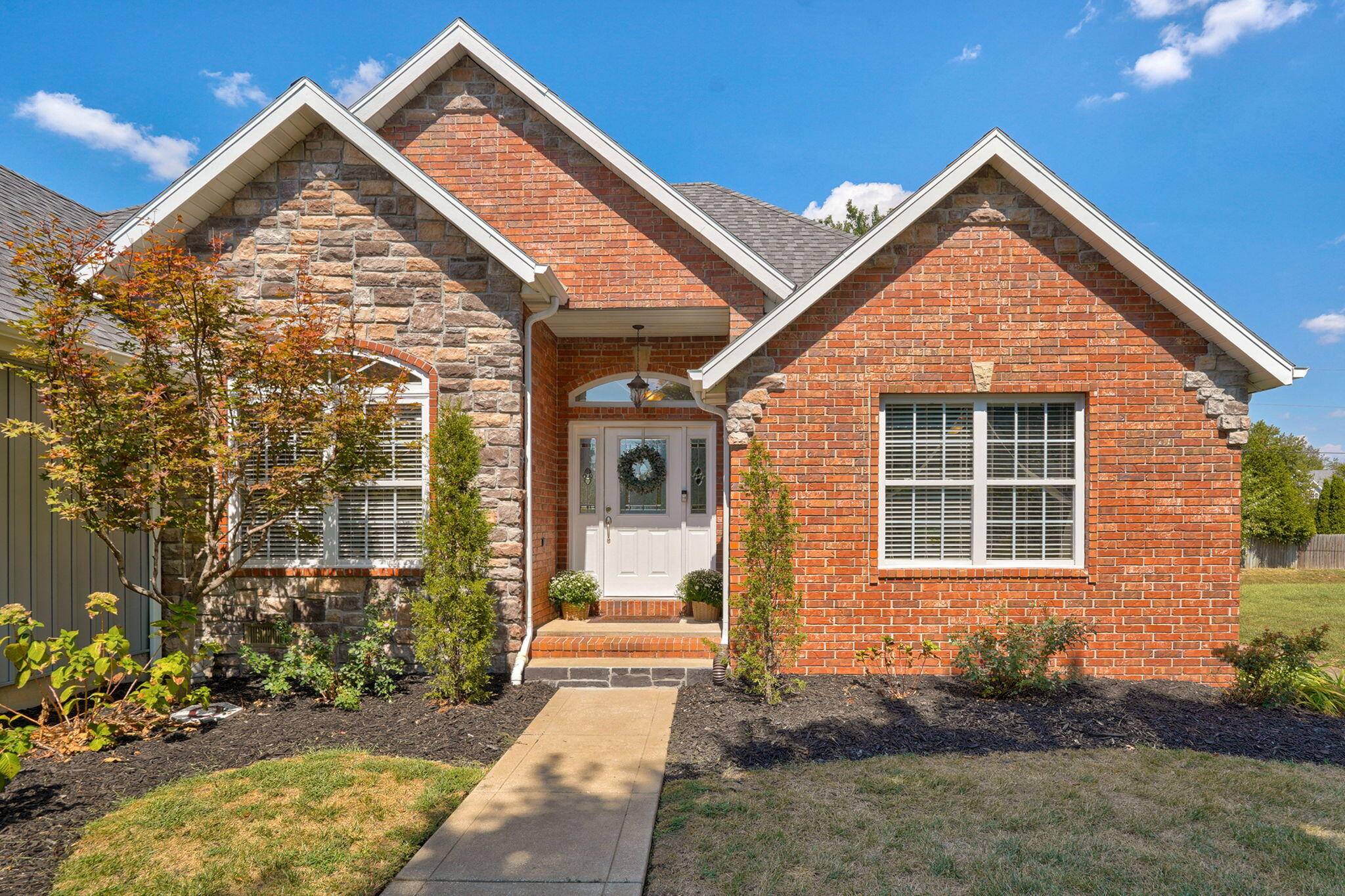 343 E Grace ST, Republic, MO 65738