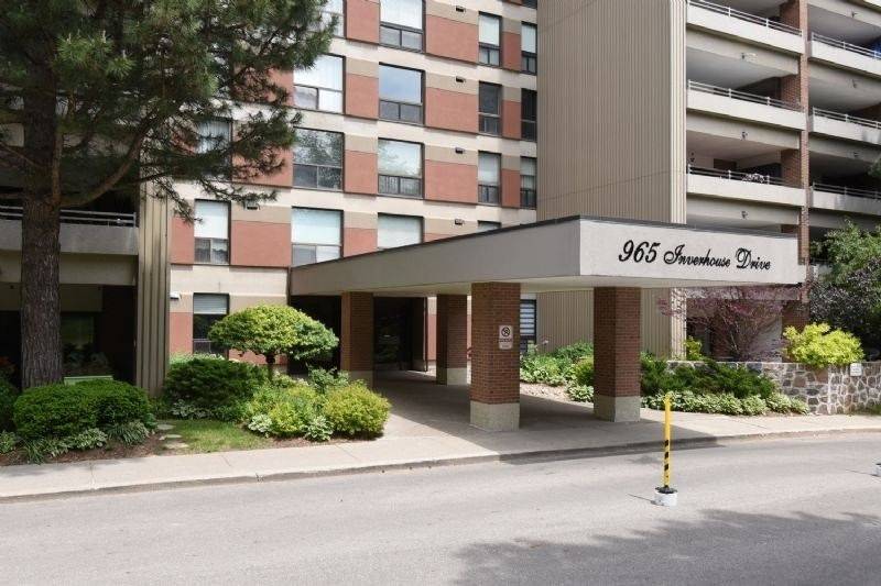 965 Inverhouse DR ##709, Mississauga, ON L5J 4B4
