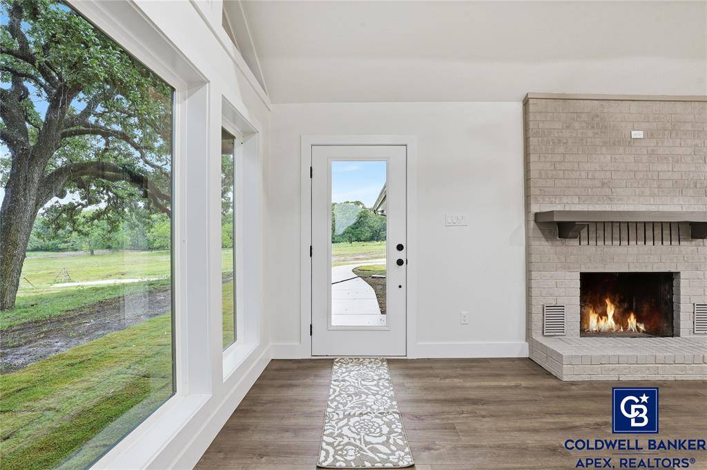 11458 State Highway 171, Covington, TX 76636