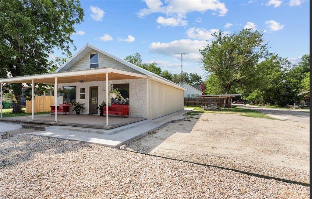 1003 W 5th Street, Clifton, TX 76634