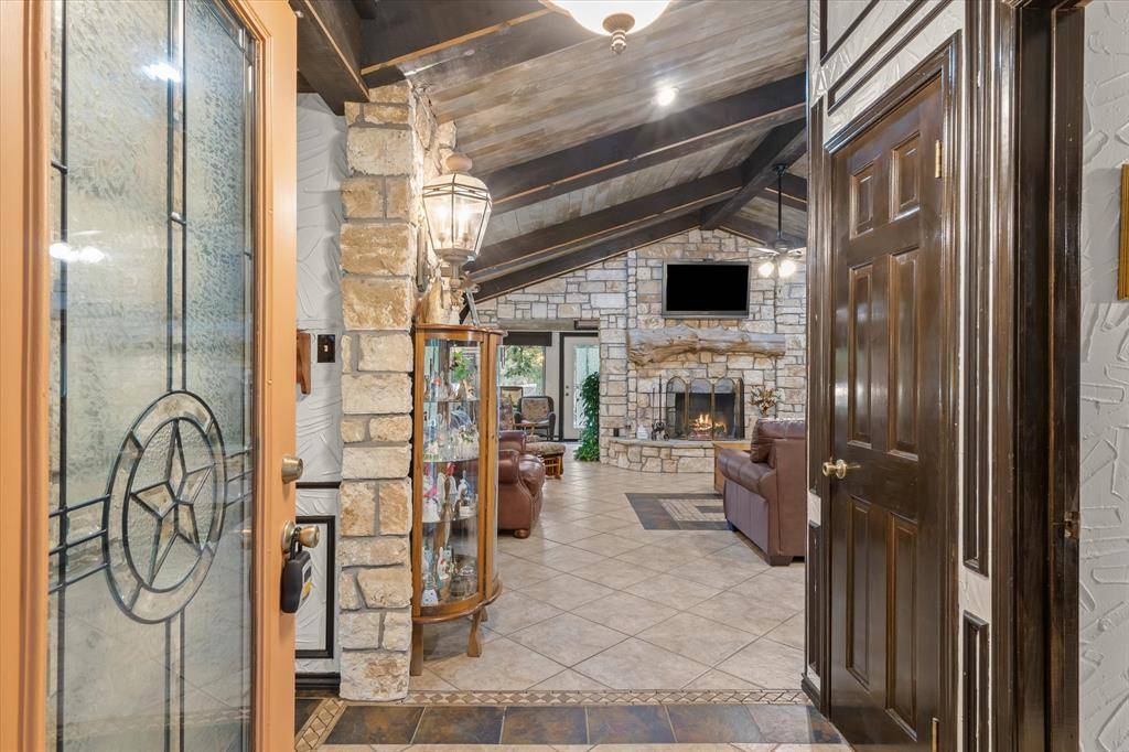 407 VZ County Road 1711, Grand Saline, TX 75140