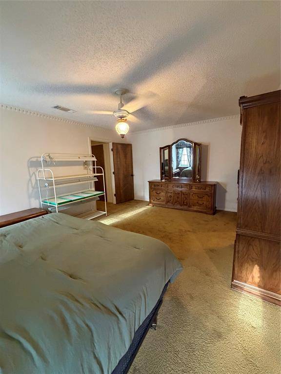 4405 Kingswick Drive, Arlington, TX 76016