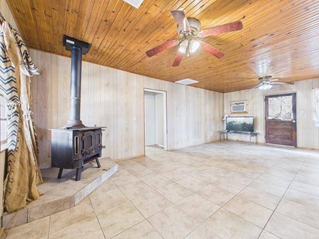 14889 N State Highway 19, Palestine, TX 75803