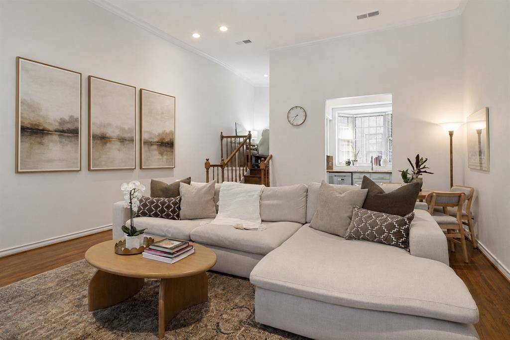 4231 Holland Avenue #D, Dallas, TX 75219