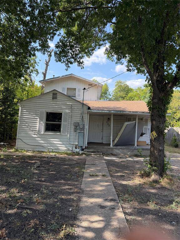 233 W Hammond Street, Lancaster, TX 75146