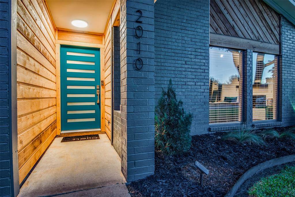 2010 Heatherbrook Drive, Grapevine, TX 76051