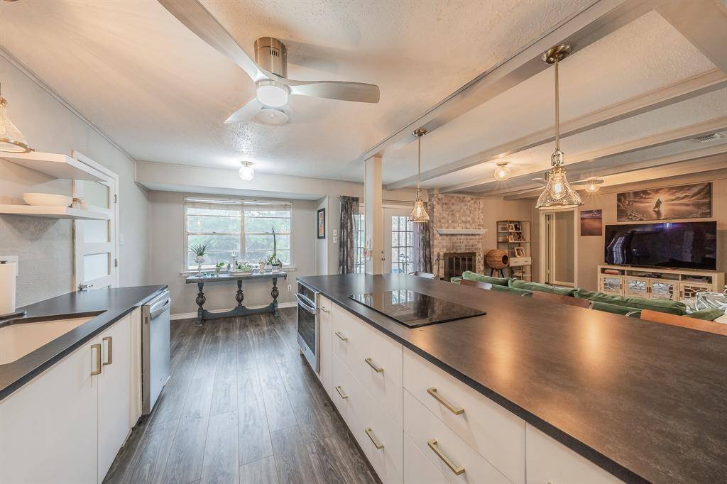 4001 Reagan Drive, Fort Worth, TX 76116