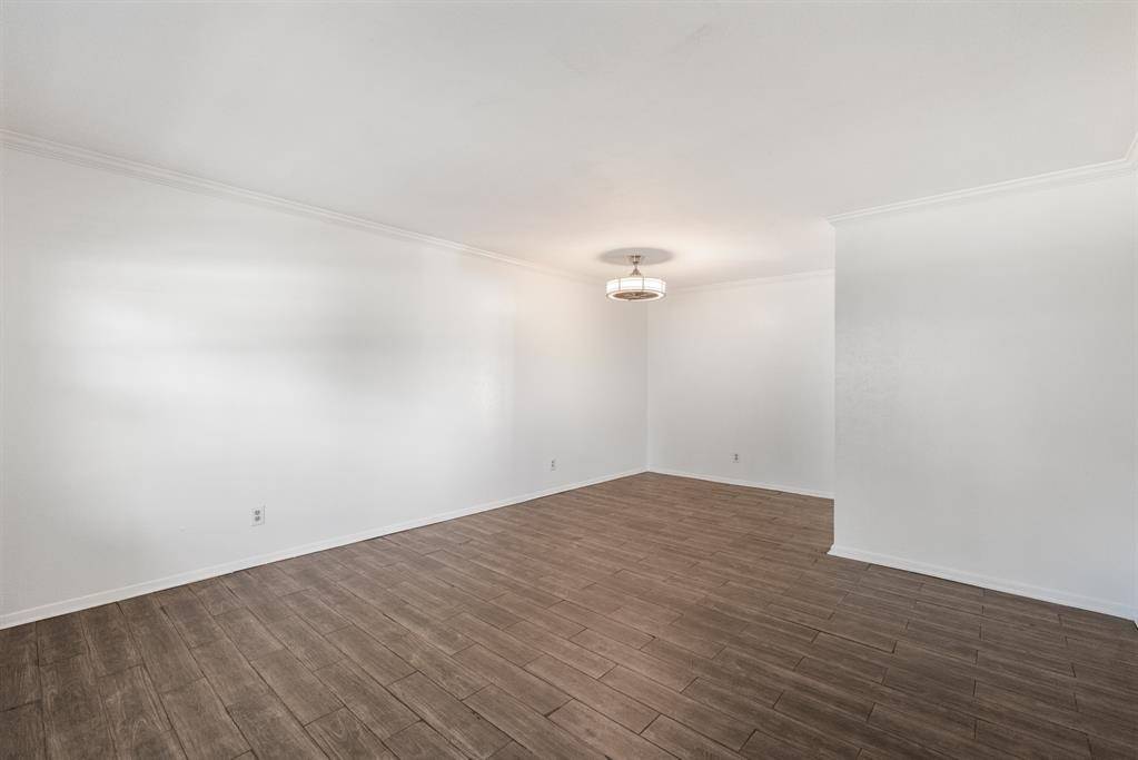 1821 E Grauwyler Road #187, Irving, TX 75061