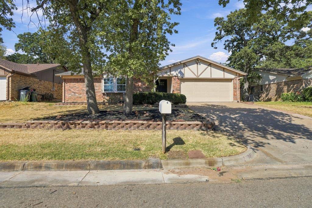 3708 Bordeaux Court, Arlington, TX 76016