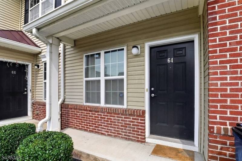 64 Andrews Way, Piscataway Twp., NJ 08854