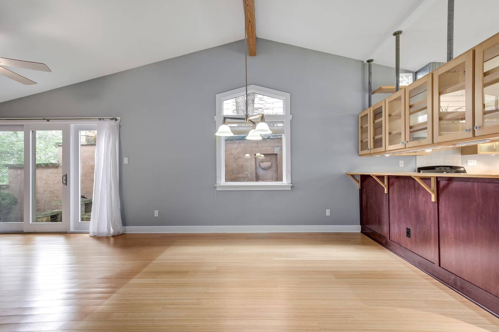 2117 A Rabb RD, Austin, TX 78704