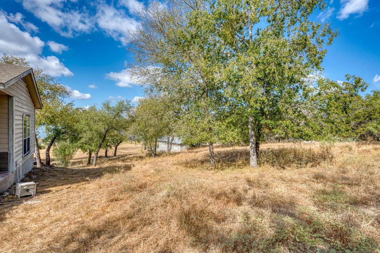 24911 Lake View DR, Spicewood, TX 78669
