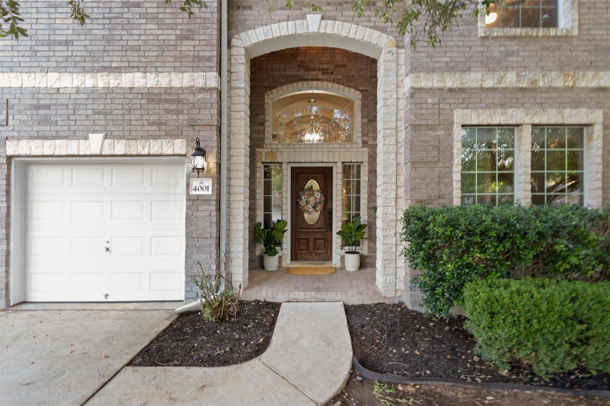 4001 Glen Eagles CV, Round Rock, TX 78664