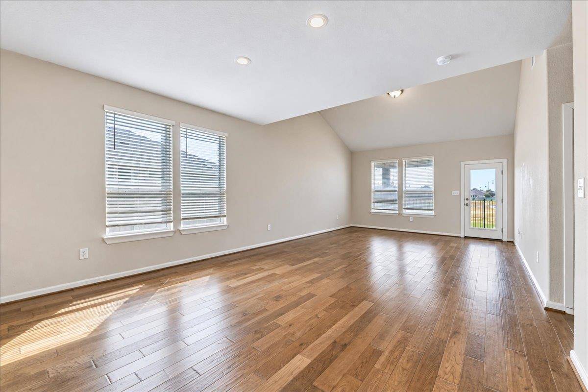 5829 Urbano BND, Round Rock, TX 78665